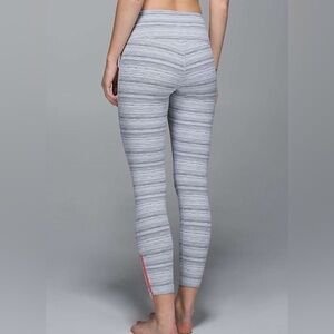 Rare Lululemon High Times Pant *Zip
Cyber Stripe White / Silver Fox / Flare
